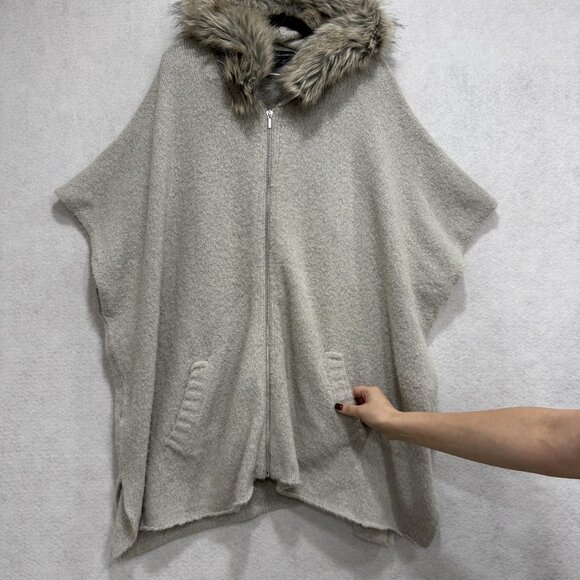 French Connection Jacket Womens Large Gray Zip Hooded Faux Fur Trim Poncho Cape - Picture 2 of 9